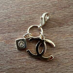 Chanel CC charm